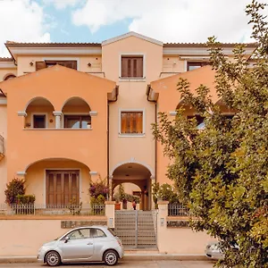 Attico Panoramico Vista Citta', Appartamento Olbia